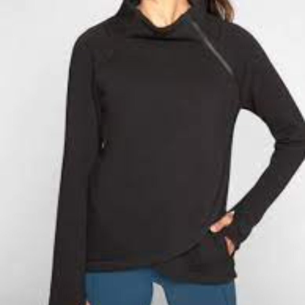 Athleta Cozy Karma Asymmetrical Pullover Sweatshirt in Black